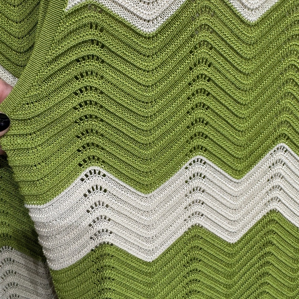 Green and White Chevron Knit Set - Picture 4 of 4